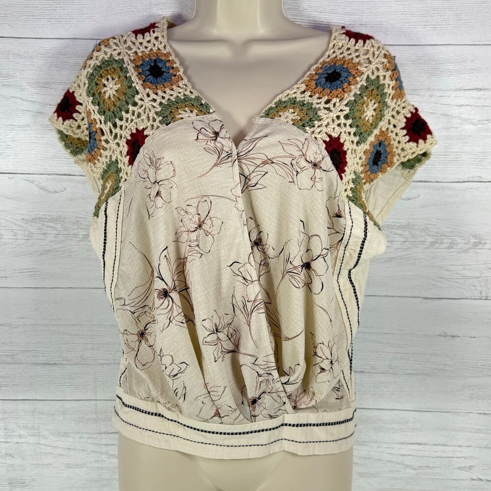 Gimmicks BKE y2k cream crochet granny square women xs cottagecore coquette top - Picture 2 of 10